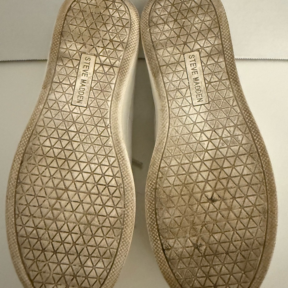 Steve Madden Bertie Womens 6.5 White Casual Classic Sneaker Court Tennis Shoe - Picture 7 of 9